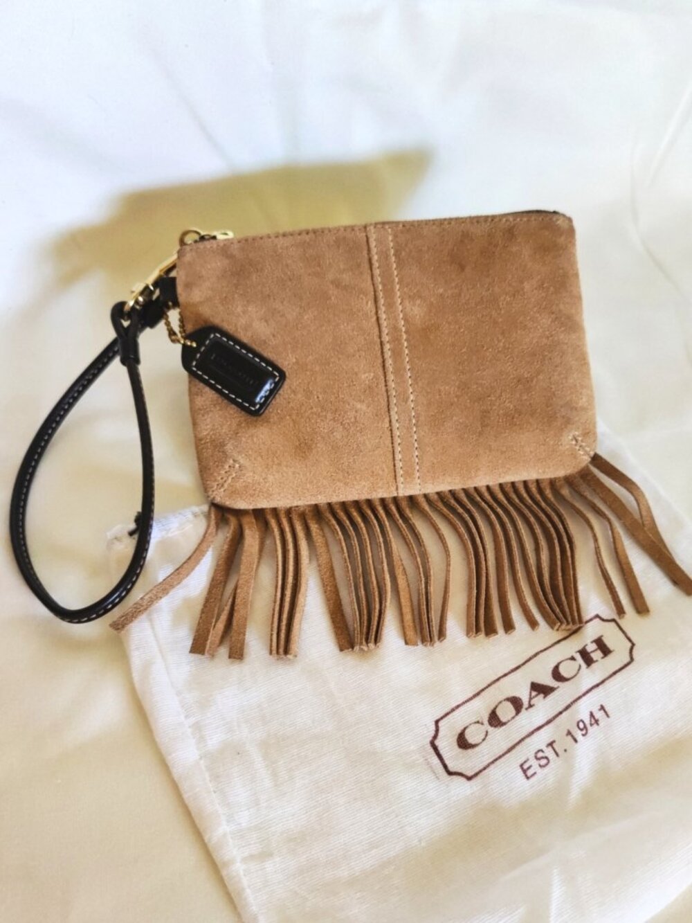Coach Vintage Suede Fringe Skinny Zip Top Wristlet in Camel/Mahogany/Brass, EUC